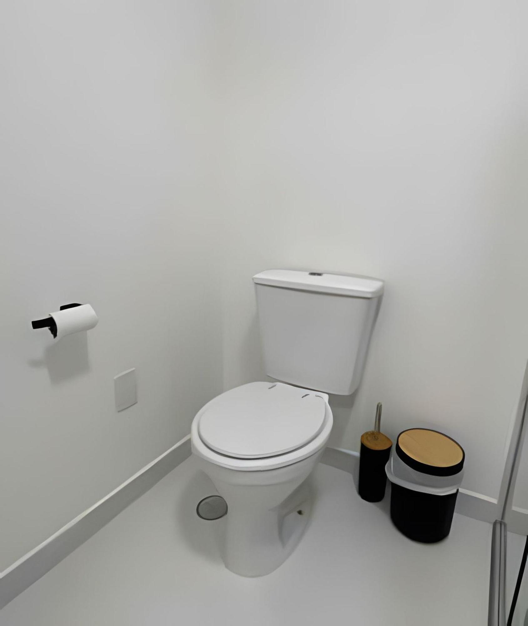 Bem Localizado / Prox Estacao Trianon 412 Apartamento *